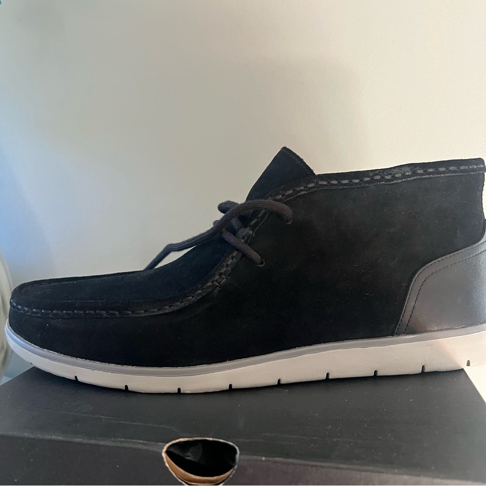 UGG Black Men's Hendrickson Shoes